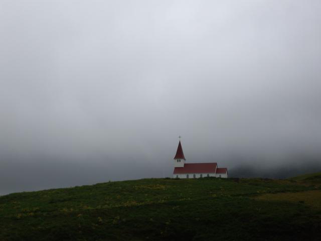 09.08.2007 Kirche von Vik II